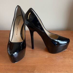 Women’s Chinese Laundry Perfect Ten Black Patent Platform Heels, Size 6